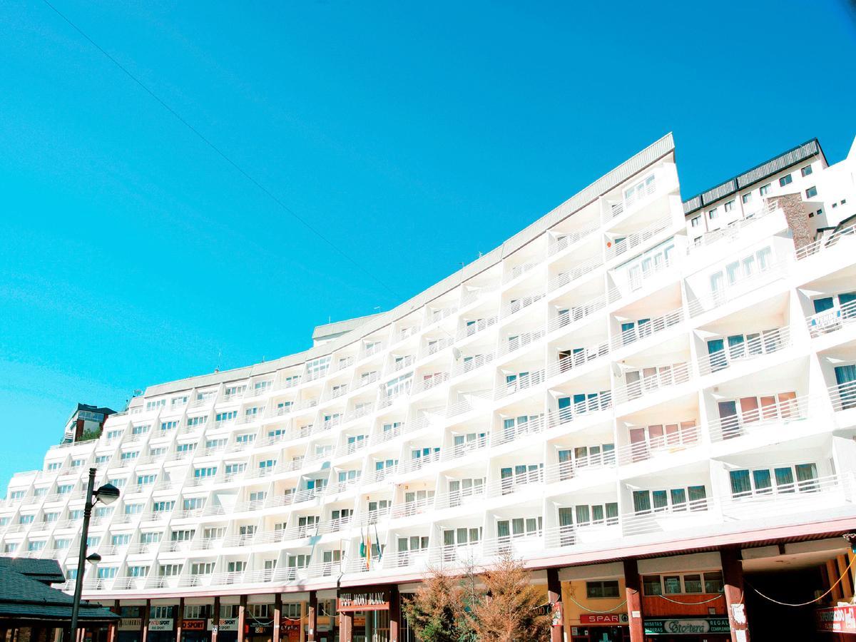 Apartamentos Mont Blanc Asn Sierra Nevada Exteriör bild